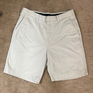 Khaki shorts size 34